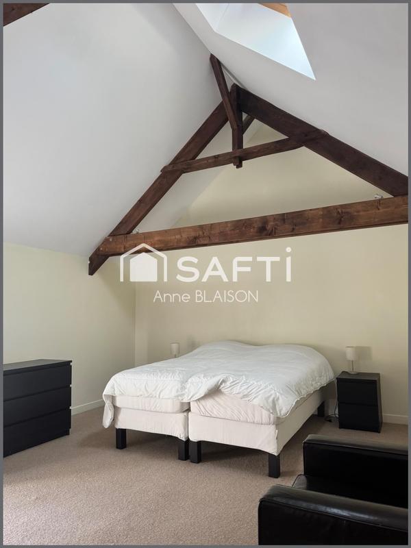 Maison - 227 m² - 12 pièces