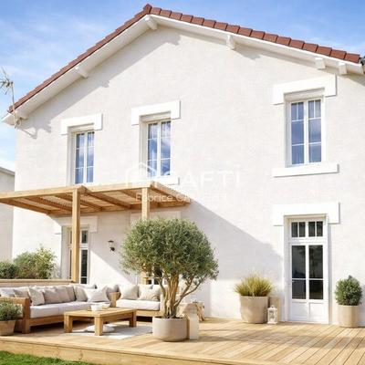 Maison - 155 m² - 6 pièces