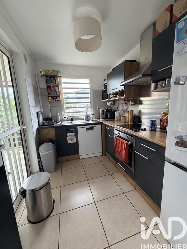 Appartement - 85 m² - 3 pièces