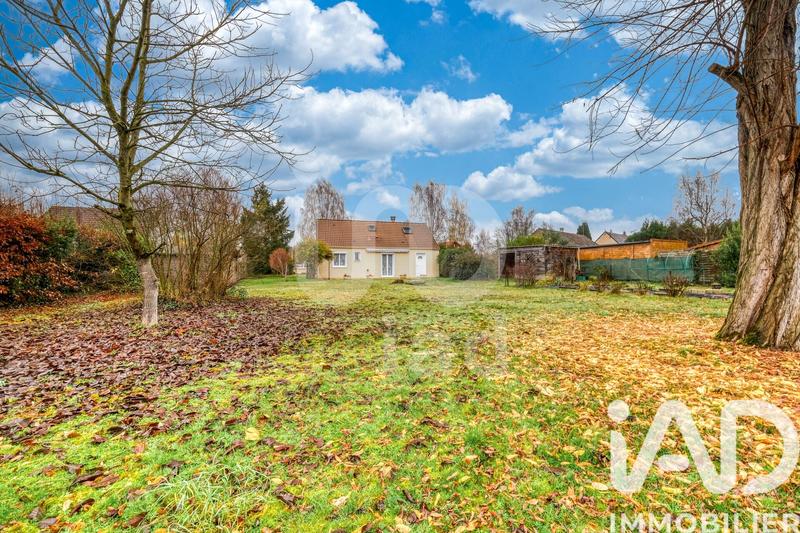 Maison - 90 m² - 5 pièces