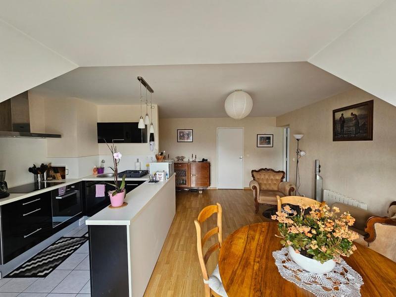 Appartement - 70 m² - 3 pièces