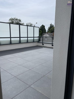 Appartement - 76 m² - 3 pièces