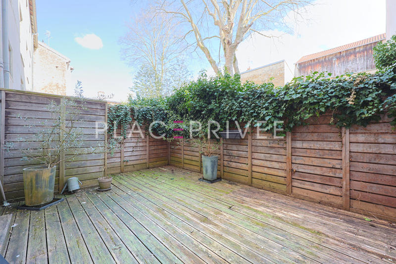 Immeuble - 17 pièces