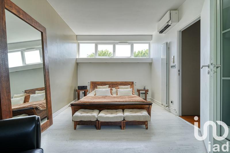 Duplex - 200 m² - 5 pièces