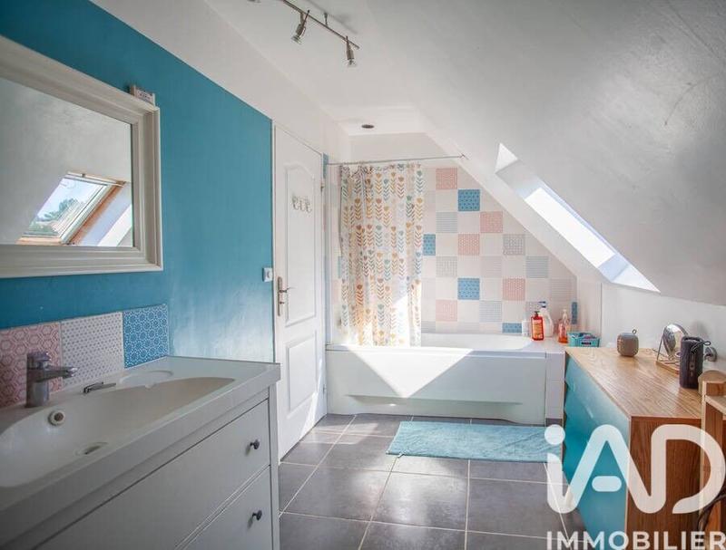 Maison - 157 m² - 9 pièces