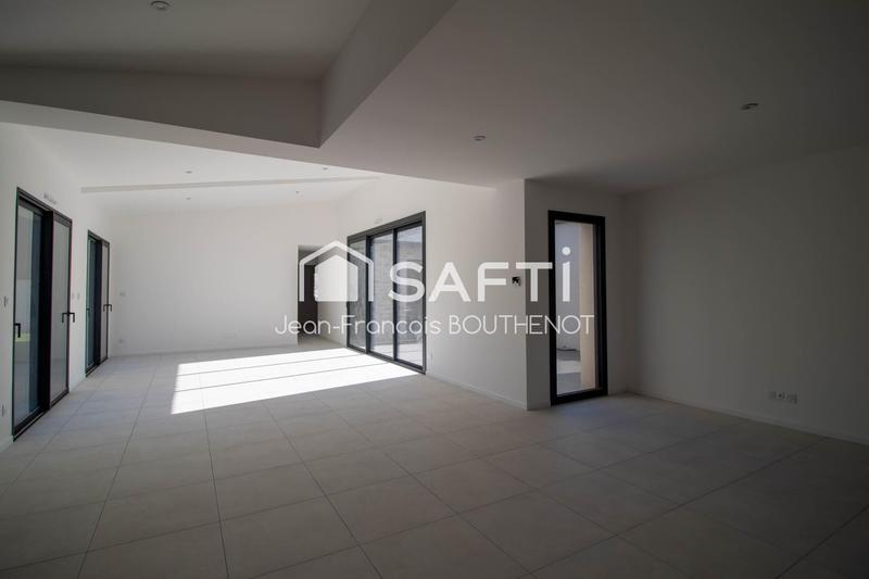 Maison - 155 m² - 6 pièces