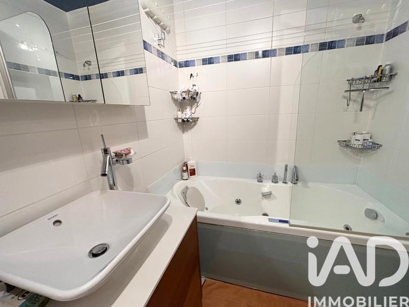 Appartement - 97 m² - 4 pièces