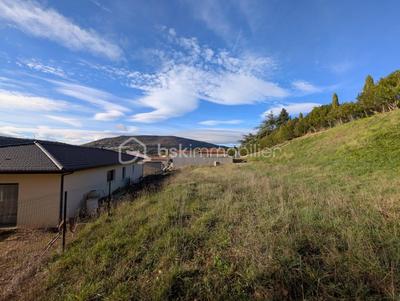 Terrain - 767 m²
