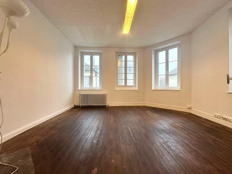 Maison - 214 m² - 9 pièces