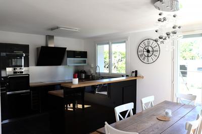 Maison contemporaine - 224 m² - 6 pièces