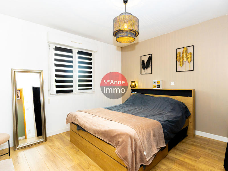 Maison - 159 m² - 7 pièces