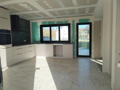 Maison - 116 m² - 6 pièces