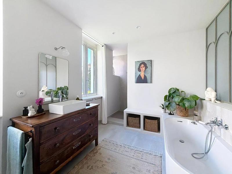 Appartement - 139 m² - 4 pièces