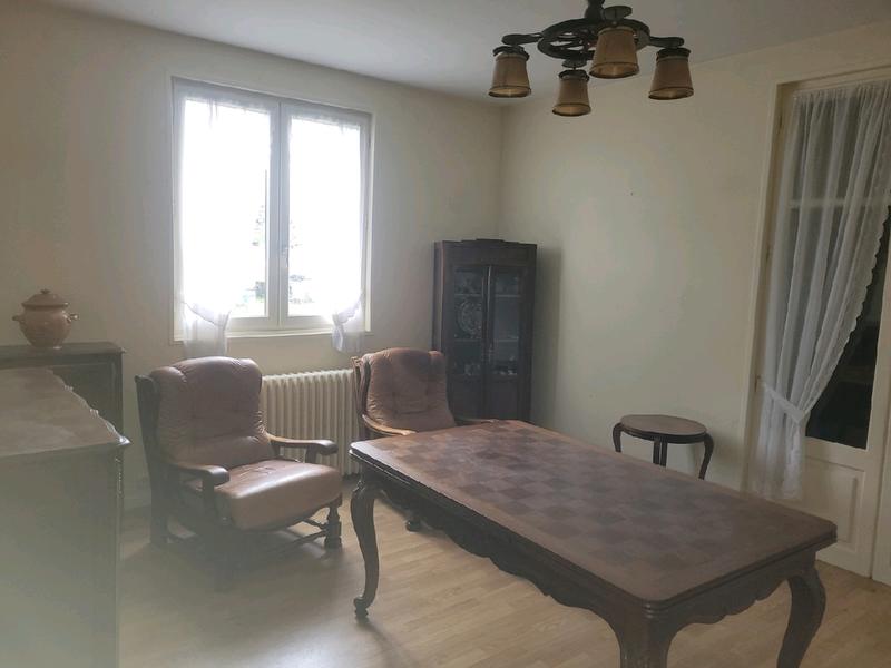 Maison - 80 m² - 5 pièces