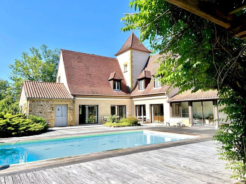 Maison - 300 m²