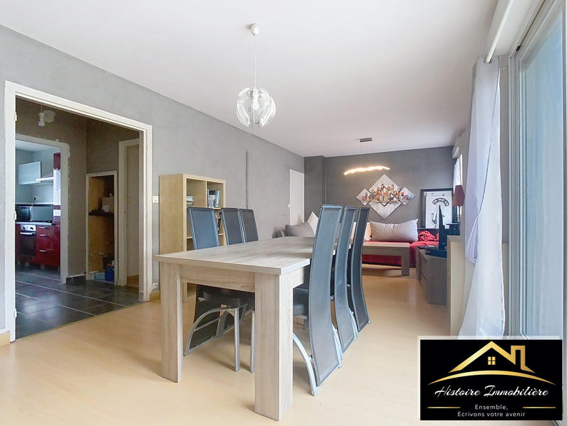 Appartement - 84 m² - 5 pièces