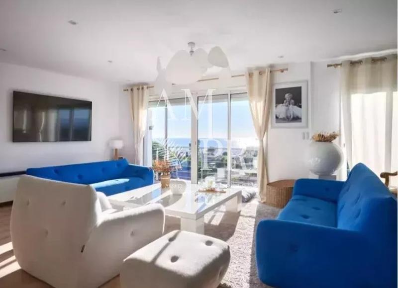 Maison - 148 m² - 6 pièces