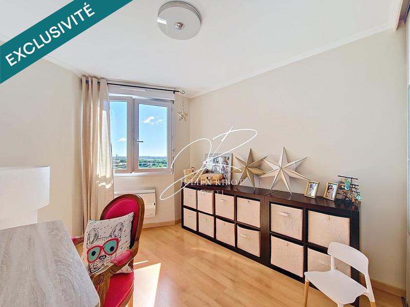 Appartement - 92 m² - 5 pièces