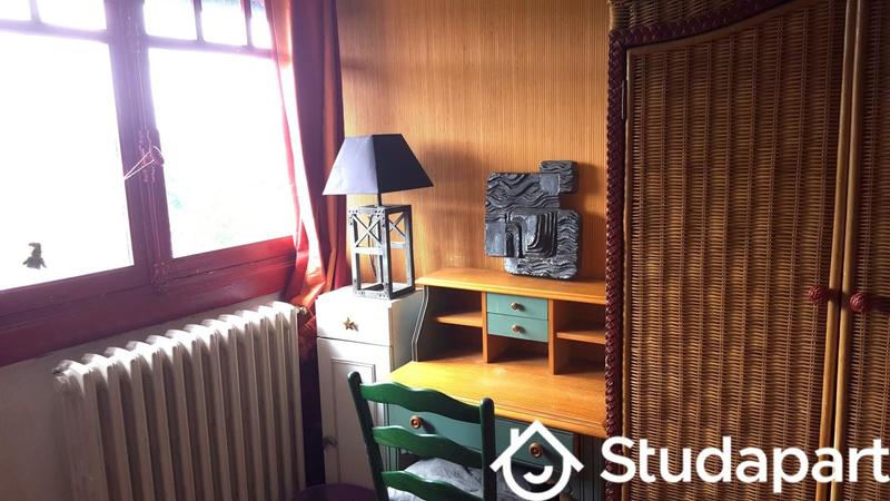 Chambre - 14 m² - 1 pièce