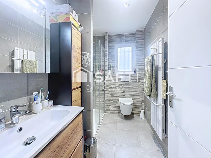 Maison - 104 m² - 5 pièces