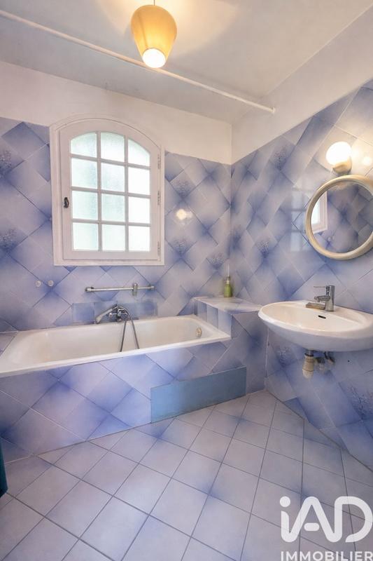 Maison - 185 m² - 5 pièces