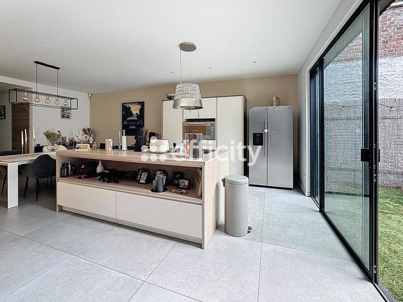 Appartement - 110 m² - 2 pièces