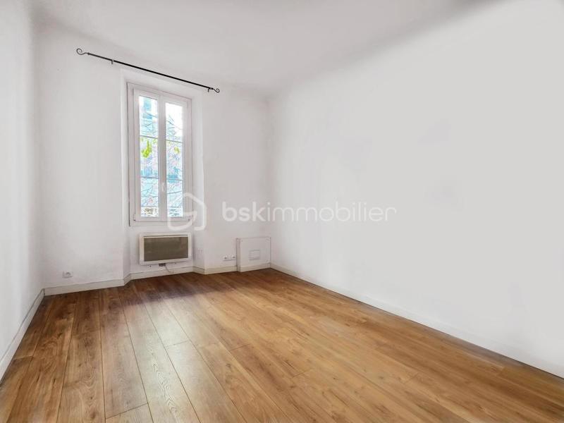 Appartement - 99 m² - 4 pièces