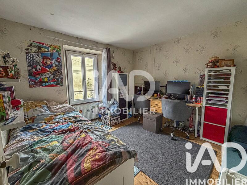 Maison - 92 m² - 4 pièces