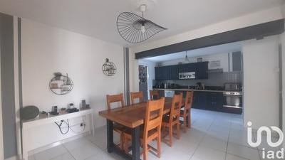 Maison - 104 m² - 4 pièces