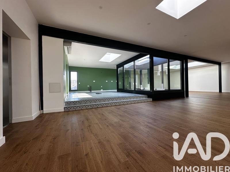 Appartement - 230 m² - 4 pièces