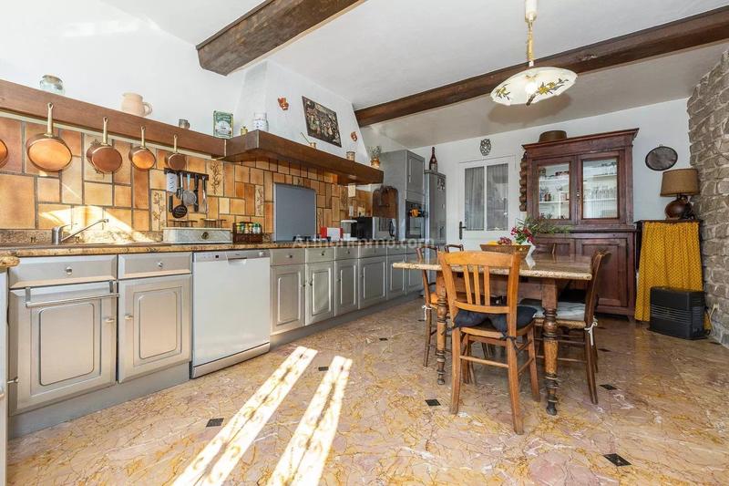 Maison - 192 m² - 5 pièces