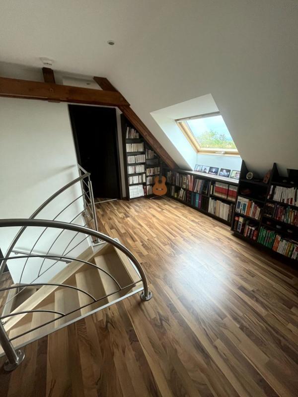 Maison - 200 m² - 8 pièces