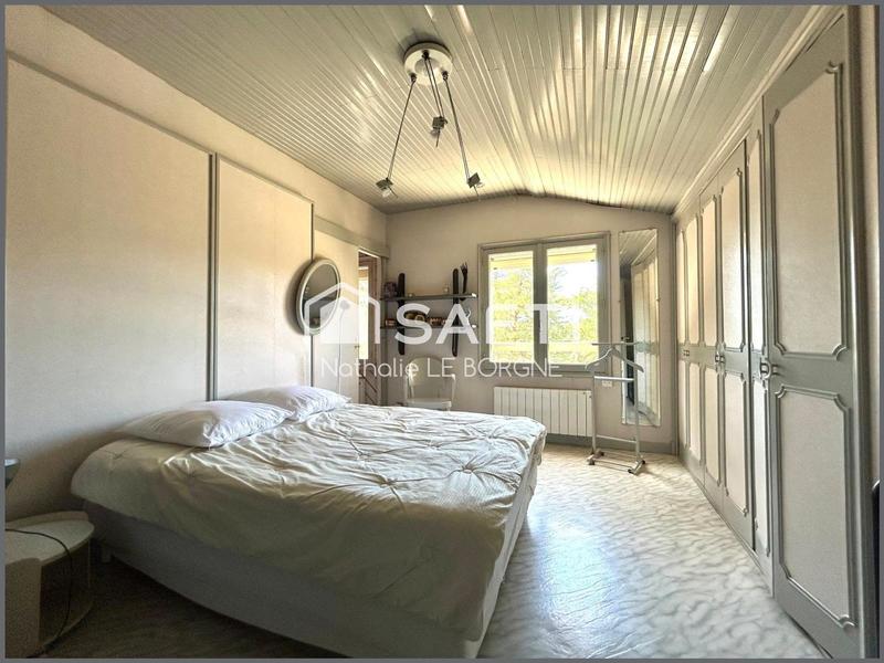 Maison - 213 m² - 8 pièces