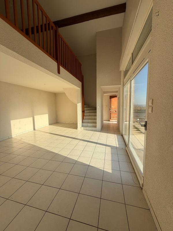 Maison - 200 m² - 8 pièces