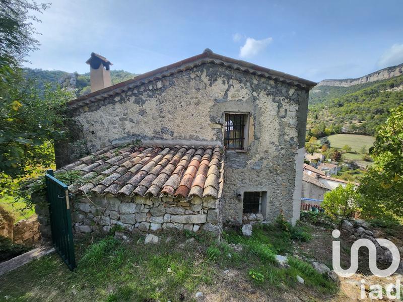 Maison - 97 m² - 5 pièces