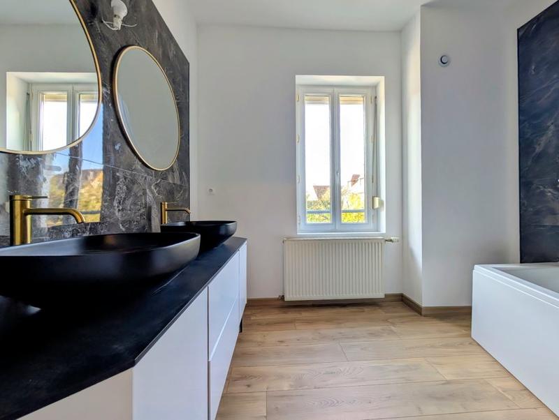 Maison - 112 m² - 5 pièces