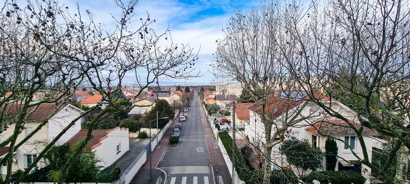 Appartement - 81 m² - 4 pièces