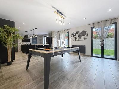 Maison - 98 m² - 3 pièces