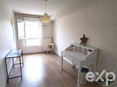 Appartement - 87 m² - 4 pièces