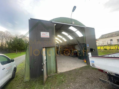 Parking / Garage - 112 m²