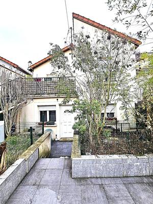 Maison - 140 m² - 7 pièces