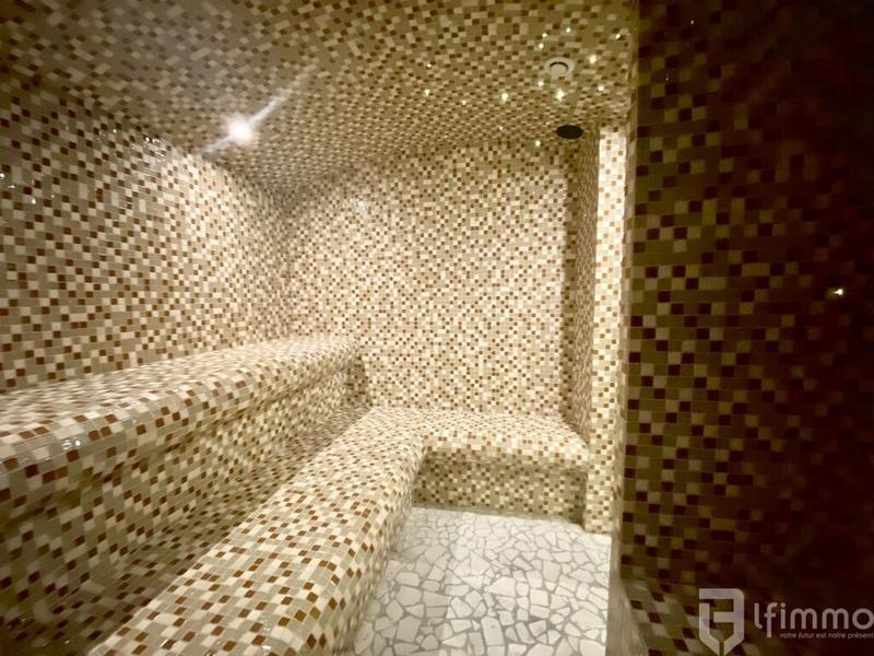 Maison - 197 m² - 7 pièces