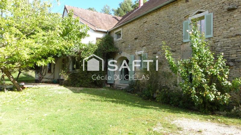 Maison - 212 m² - 6 pièces