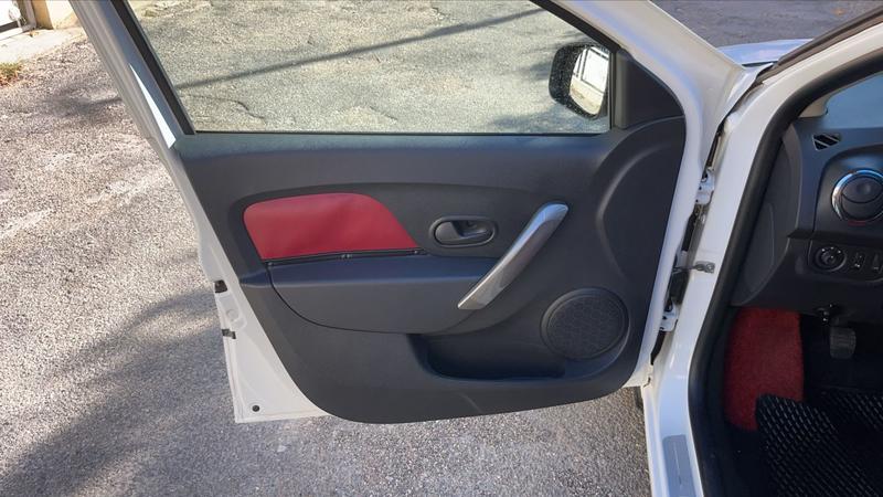 Dacia Logan II 0.9 TCe 90 Laureate