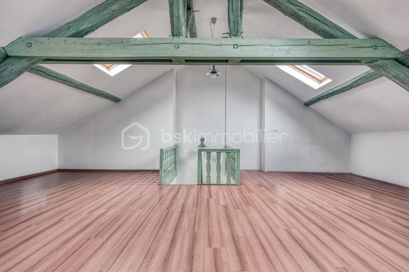 Demeure - 171 m² - 6 pièces