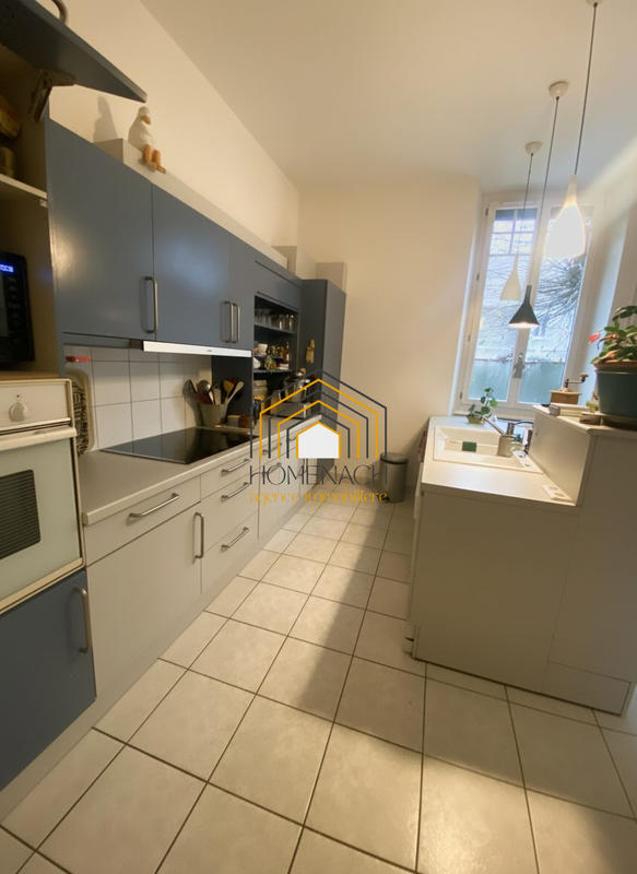 Villa - 203 m² - 8 pièces