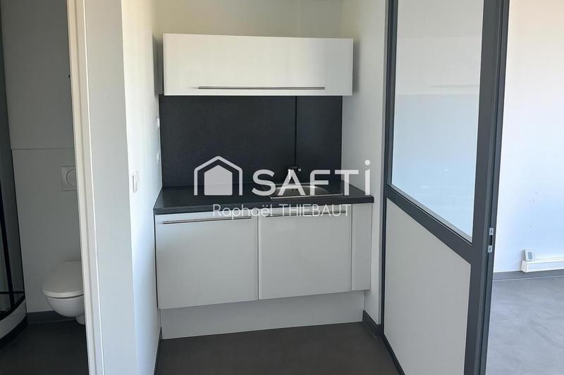 Bureau - 53 m² - 1 pièce