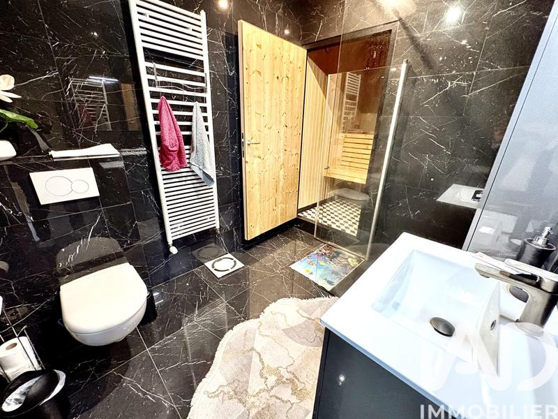 Maison - 130 m² - 6 pièces