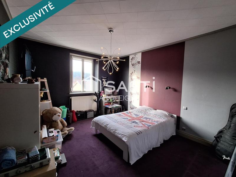 Maison - 250 m² - 7 pièces