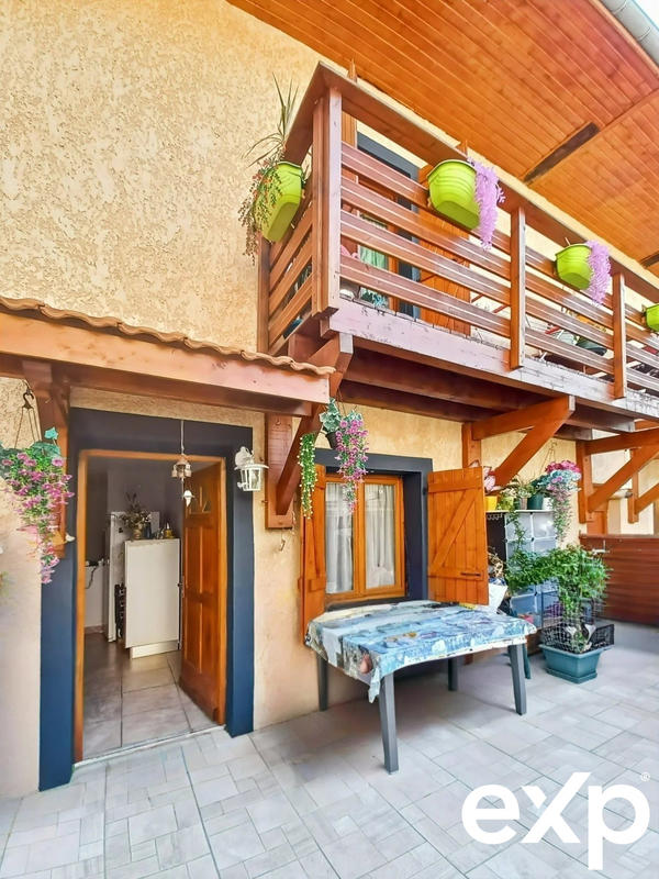 Maison - 104 m² - 4 pièces
